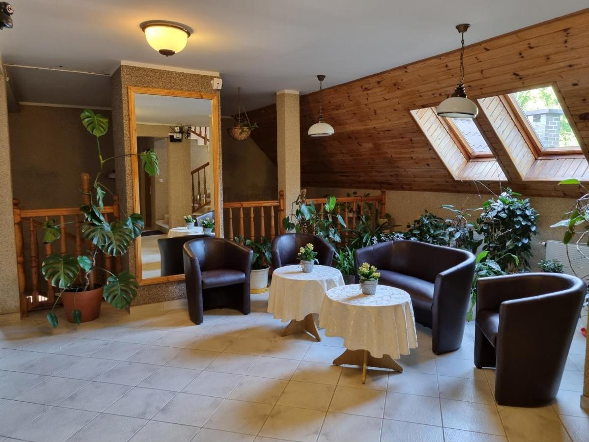 Hotel Karkonosze Карпач Экстерьер фото