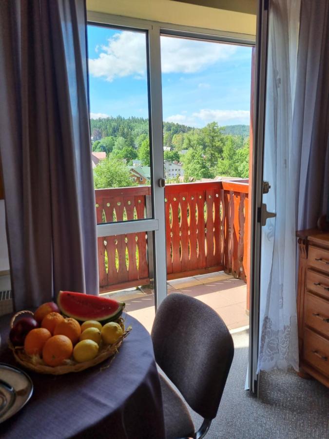 Hotel Karkonosze Карпач Экстерьер фото