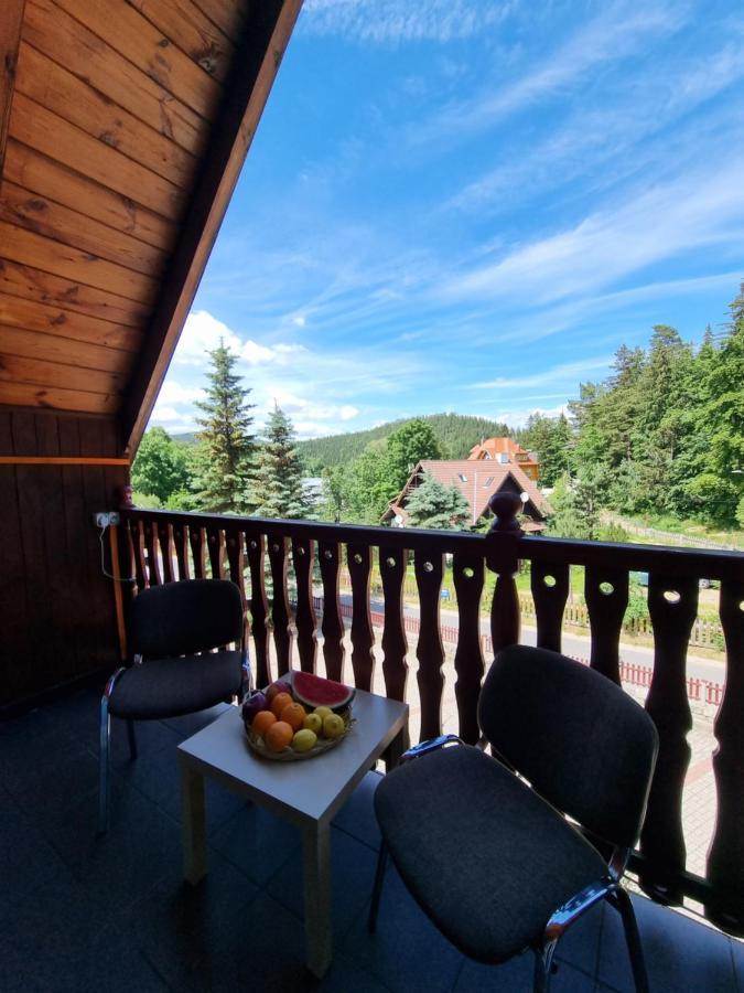 Hotel Karkonosze Карпач Экстерьер фото