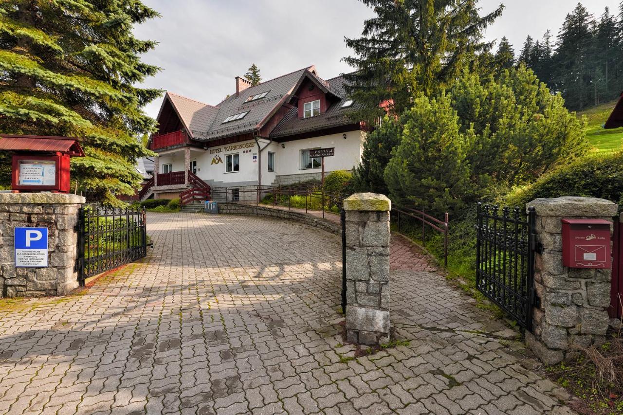 Hotel Karkonosze Карпач Экстерьер фото